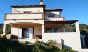 Maison T3 avec garage à Santa Catarina da Fonte do Bispo
