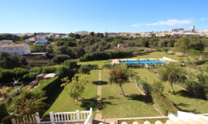 Maison jumelée T2 avec appartement T1 proche Albufeira