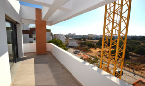 Appartement neuf T2 avec garage à Olhão
